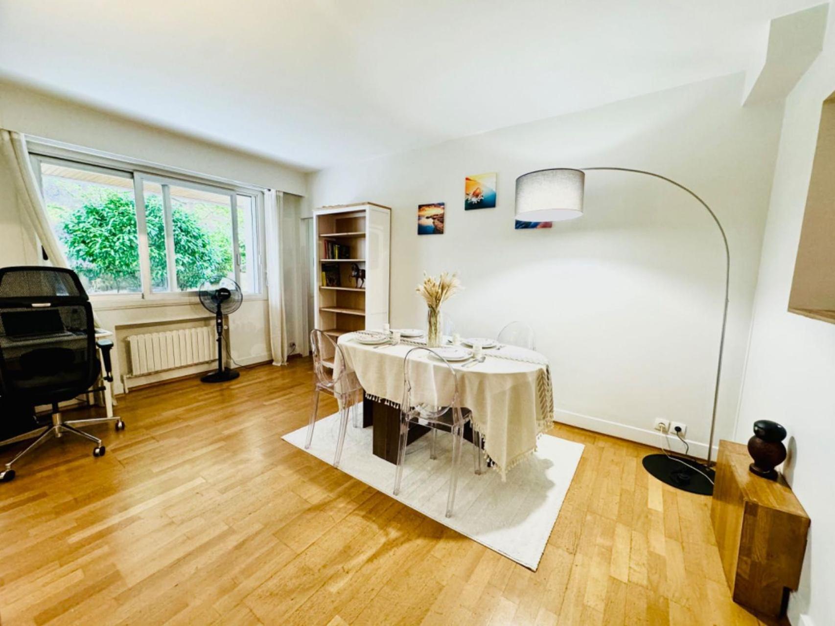 Appartamento 2 Bedrooms Near Tour Eiffel Free Parking High Security Parigi